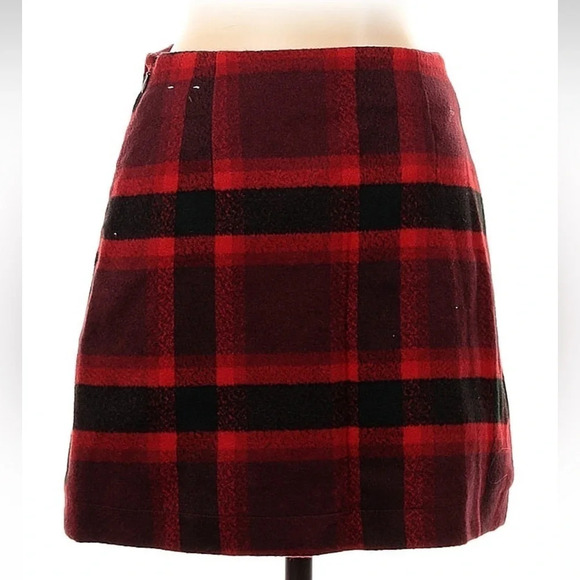 Abercrombie & Fitch Red & Black Plaid Wool Blend Short Mini Skirt Size 0 A&F - Picture 2 of 4